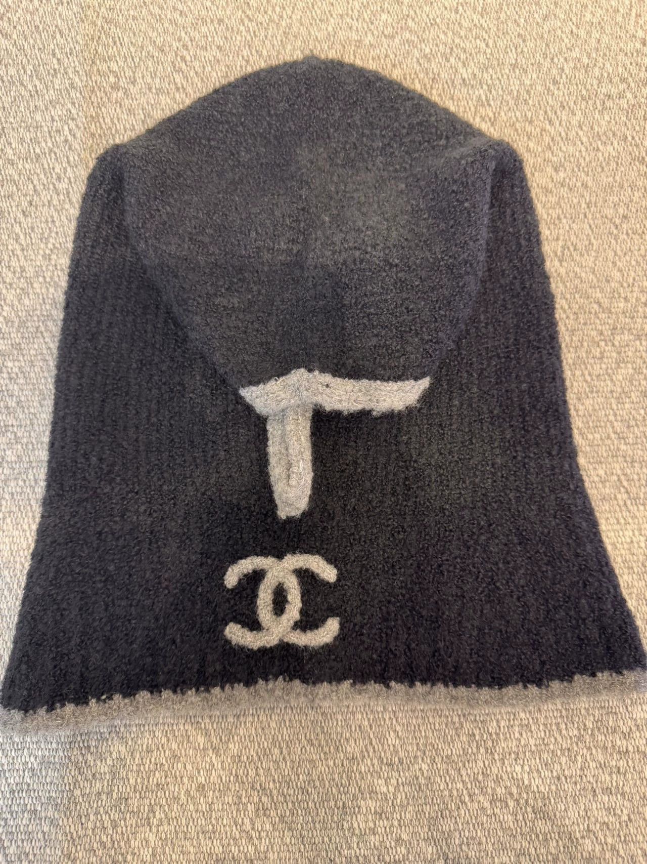 Chanel Chanel 25k autumn and winter black grey-rimmed double C kn Size ONE SIZE - 1 Thumbnail