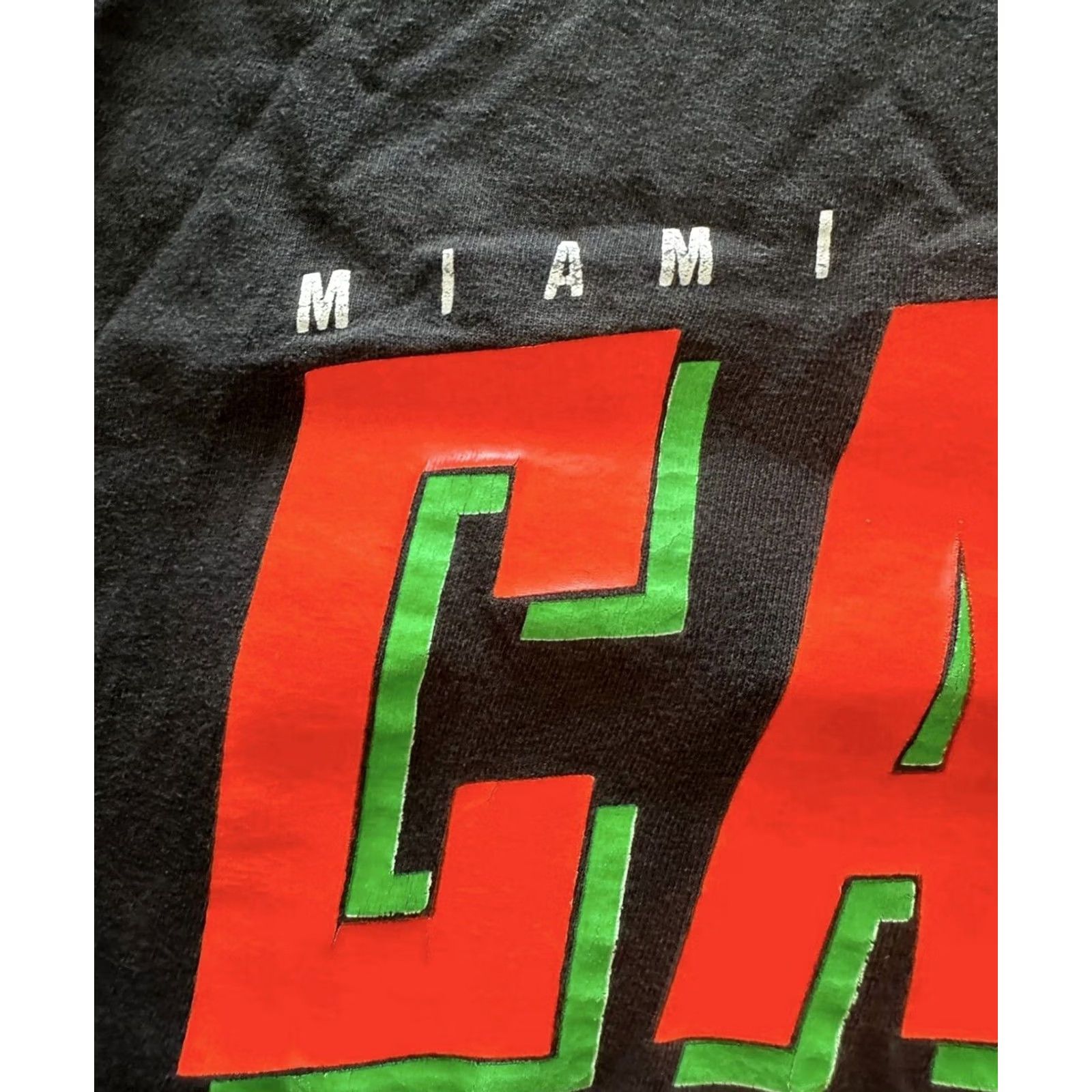 Vintage VINTAGE University Of Miami Hurricanes Tank Top Size L Black 90s Made In USA Oneita Size US L / EU 52-54 / 3 - 3 Thumbnail