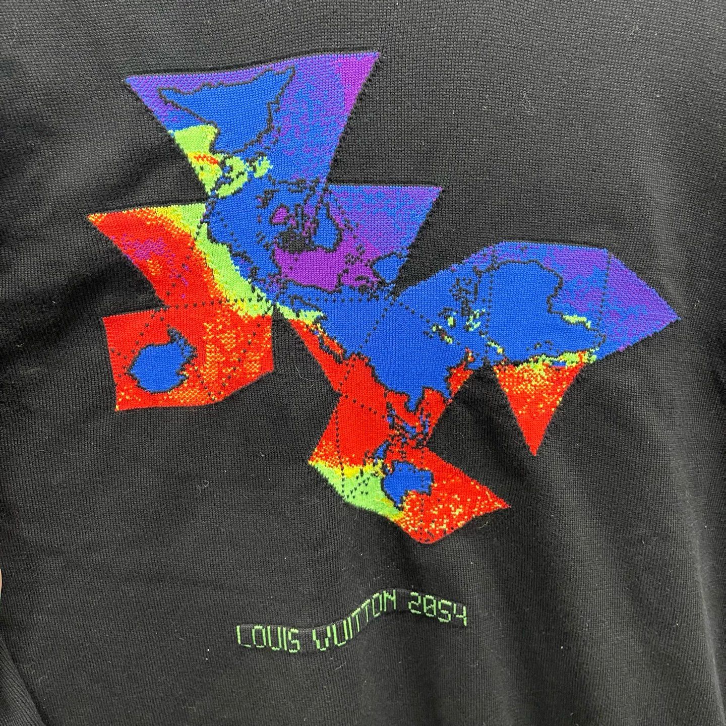 Louis Vuitton LV 2054 Heat-Reactive Knit Sweater L 99 New Size US L / EU 52-54 / 3 - 5 Thumbnail