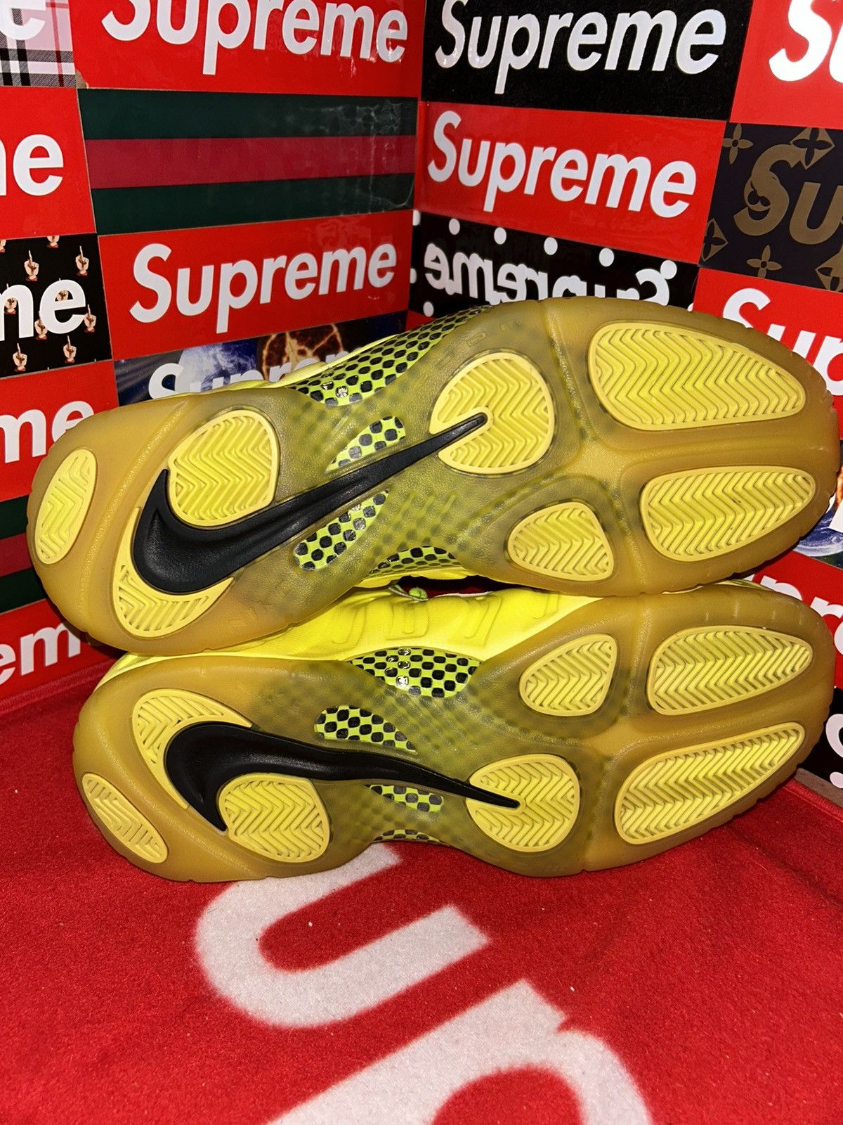 Nike Nike Air Foamposite Pro Volt 624041-700 size 12.5 Size US 12.5 / EU 45-46 - 5 Thumbnail