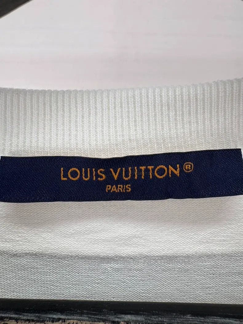 Louis Vuitton Louis Vuitton Rainbow Cloud Short Sleeve Size US S / EU 44-46 / 1 - 5 Thumbnail