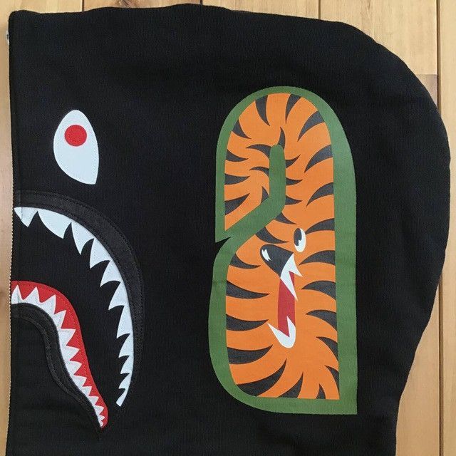 Bape BAPE Digital Camo Military Shark Full Zip Hoodie APE Size US L / EU 52-54 / 3 - 5 Thumbnail