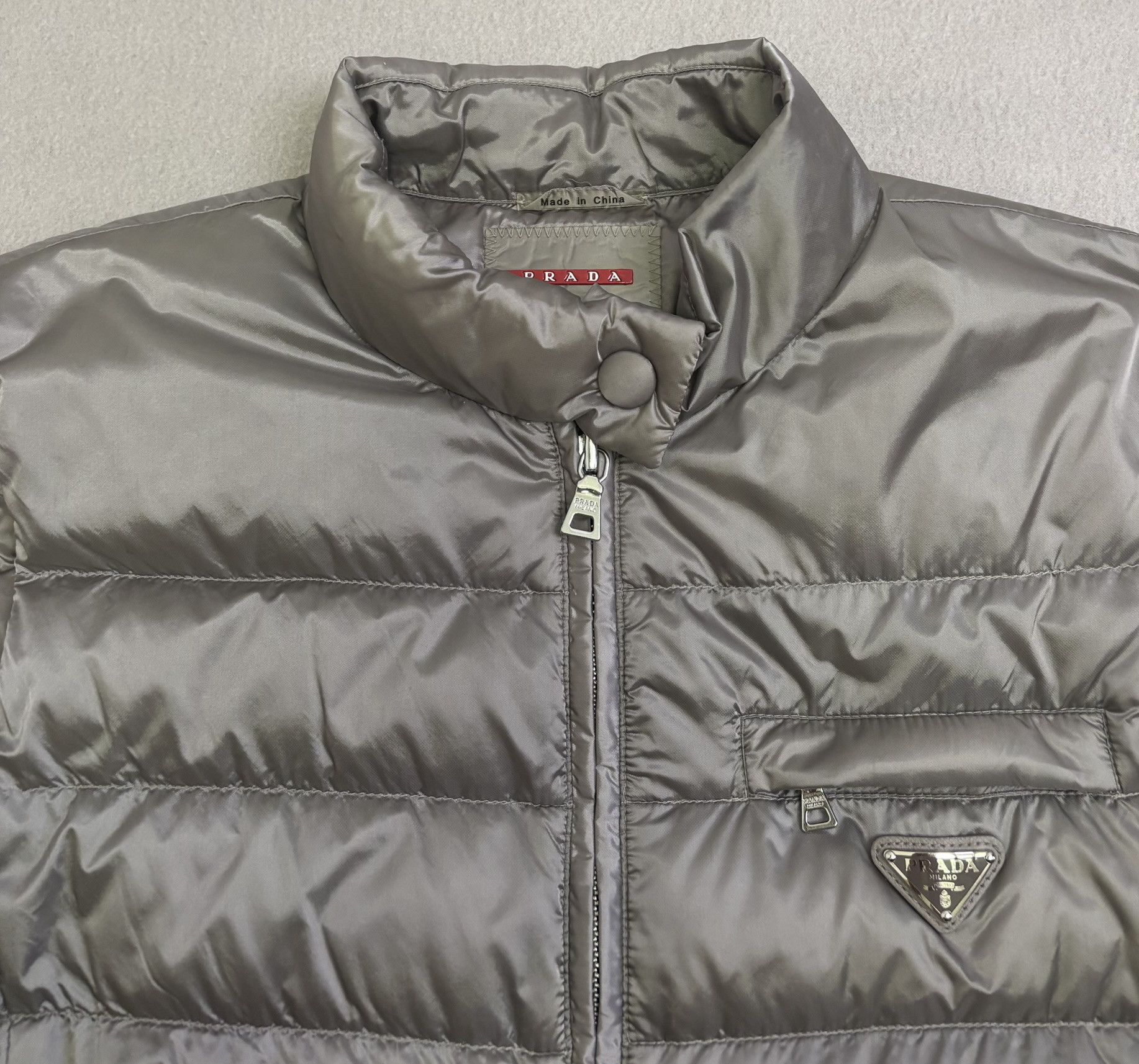 Prada Prada vest size 42 Size M / US 6-8 / IT 42-44 - 4 Thumbnail
