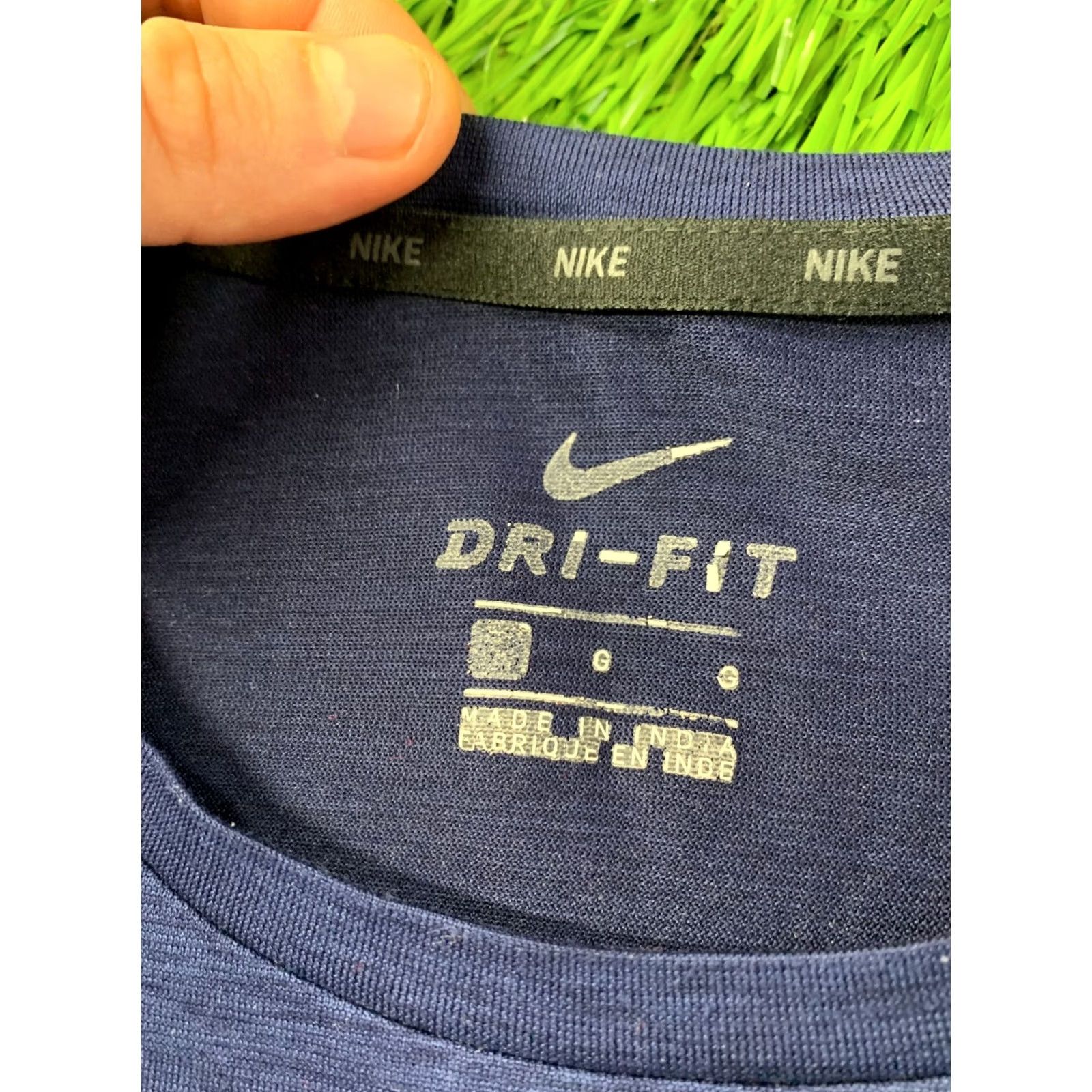Nike Nike Dri-FIT Shirt Men Large Navy Jersey 2017 Nike Dri-FIT Shirt Sport Training T-Shirt Large Mens Size US L / EU 52-54 / 3 - 4 Thumbnail