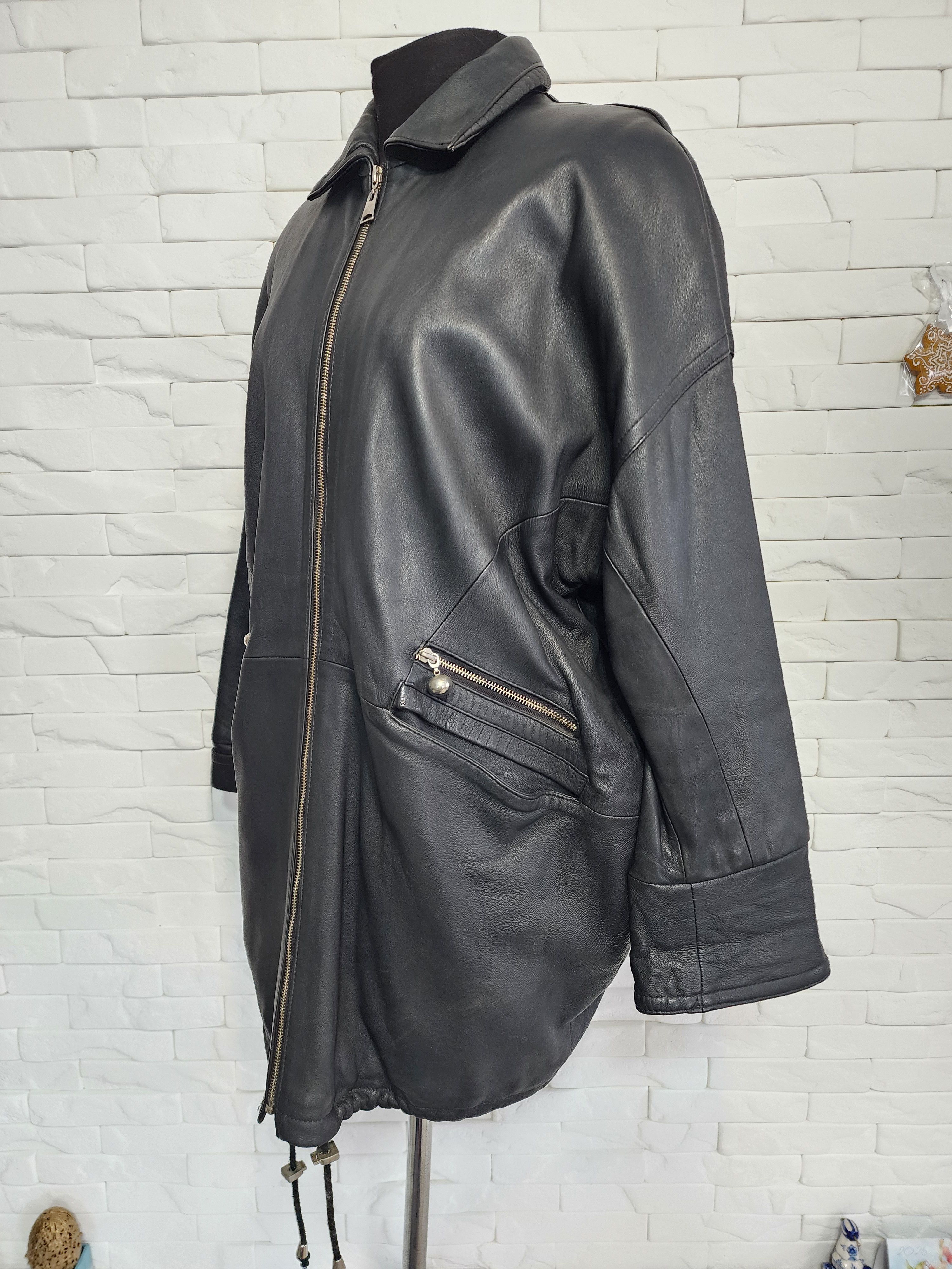 Other Black Leather Jacket: Women's Zippered Leather Coat Size XXL / US 16-18 / IT 52-54 - 3 Thumbnail