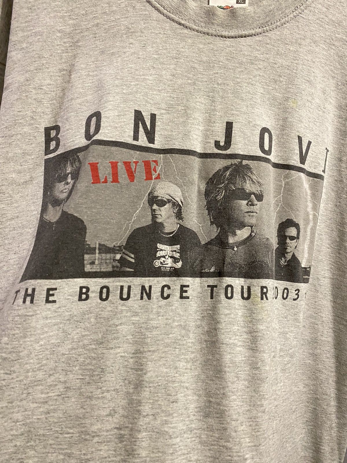 Band Tees Rare Vintage T-Shirt Bon Jovi Bounce 2003 World Tour. Size US XL / EU 56 / 4 - 3 Thumbnail