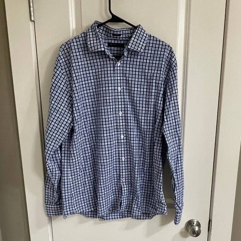 Tommy Hilfiger Tommy Hilfiger Blue and White Checkered Button Up Size XL Size US S / EU 44-46 / 1 - 1 Thumbnail