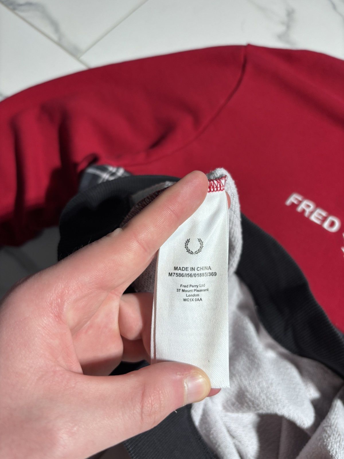 Fred Perry Vintage Fred Perry Sweatshirt Embroidered Logo Crewneck Y2K Size US M / EU 48-50 / 2 - 5 Thumbnail