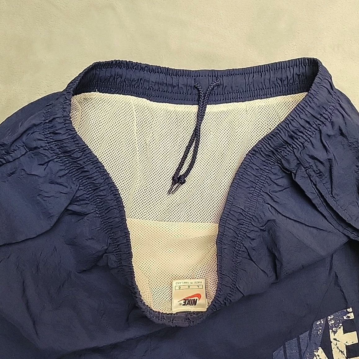 Nike VINTAGE Nike Shorts Bottom Men L Blue 90s Swoosh Windbreaker 100% Nylon Swim Pockets Drawstring Lightweight Logo Size US 33 - 3 Thumbnail
