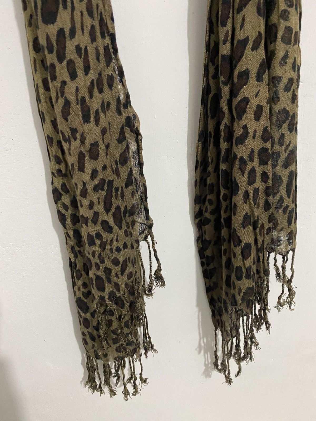 Japanese Brand Japanese Scarf Camo Tiger Kmrii Vkei Styled Size ONE SIZE - 3 Thumbnail