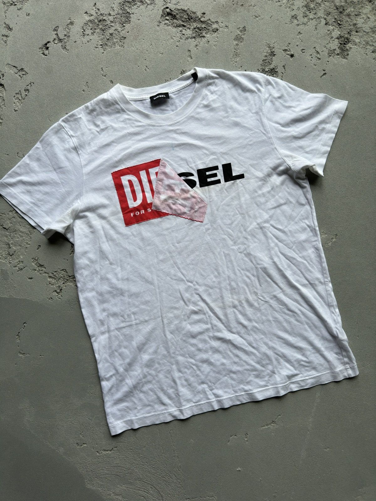 Diesel × Vintage Vintage Diesel T-Shirt Big Logo Japan Style Y2k Size US L / EU 52-54 / 3 - 1 Thumbnail