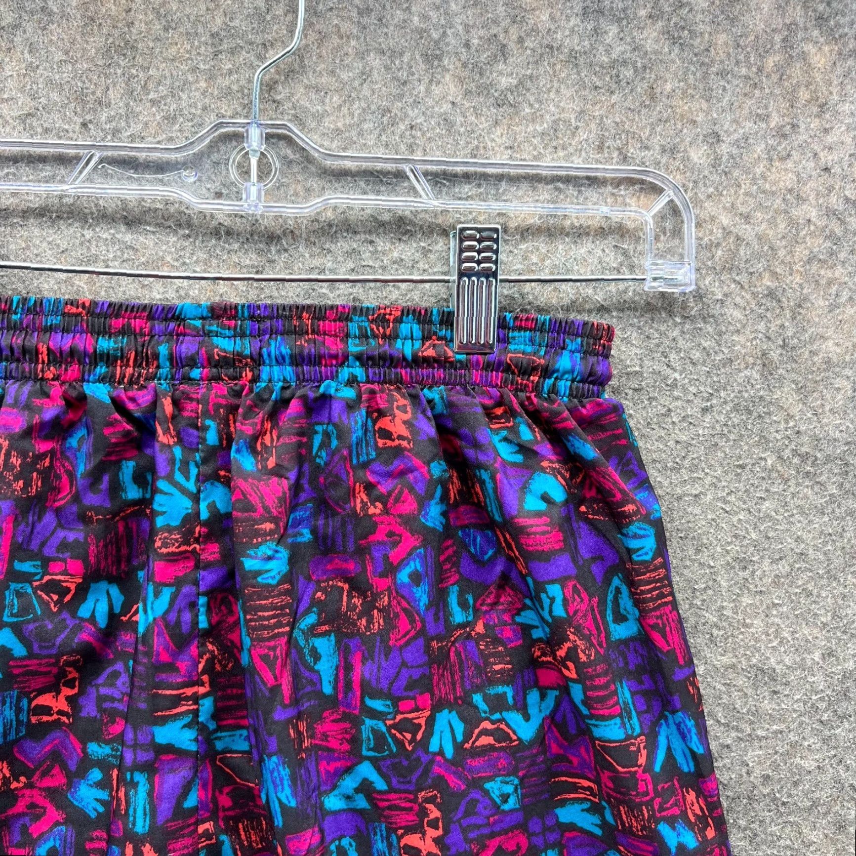 Reebok VINTAGE Reebok Shorts Men Medium Purple Geometric 90s USA Board Shorts Size US 31 - 7 Thumbnail