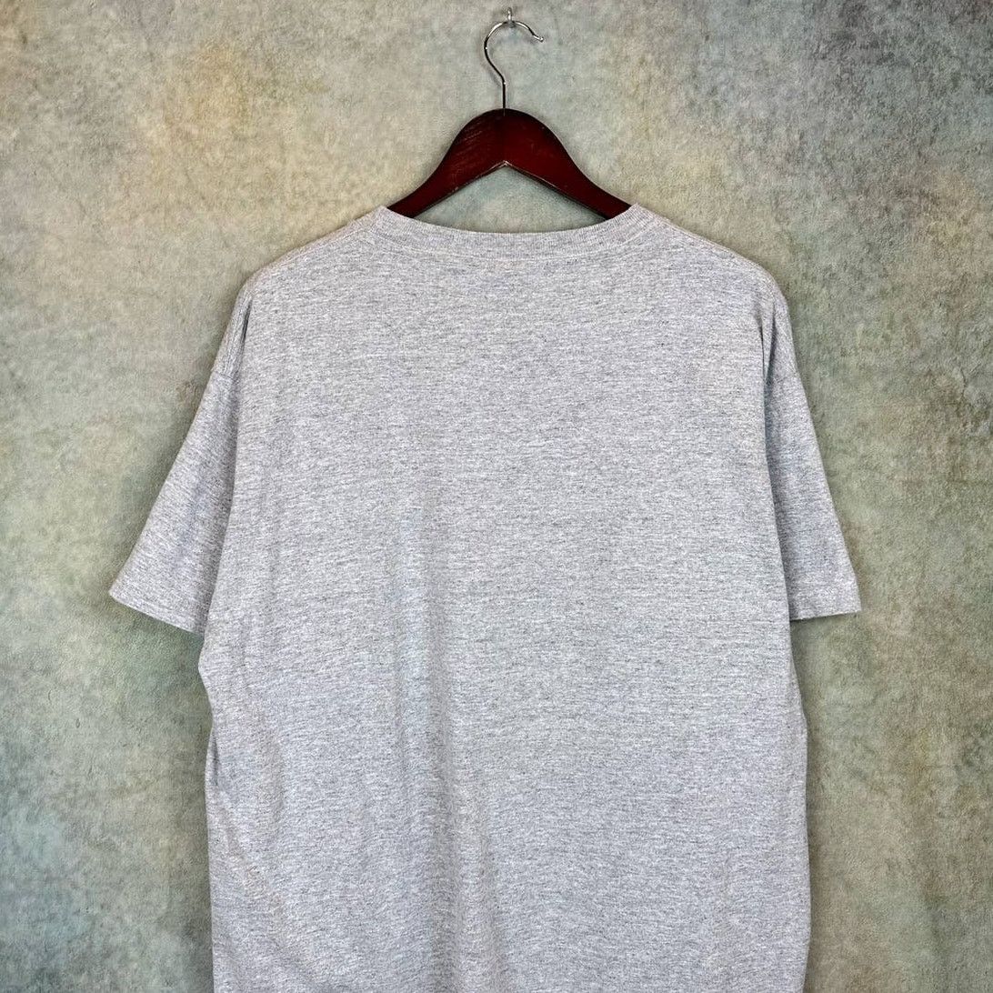 Vintage Vintage Bubba Gump Shrimp Athletic Department T Shirt Sz L Size US L / EU 52-54 / 3 - 5 Thumbnail