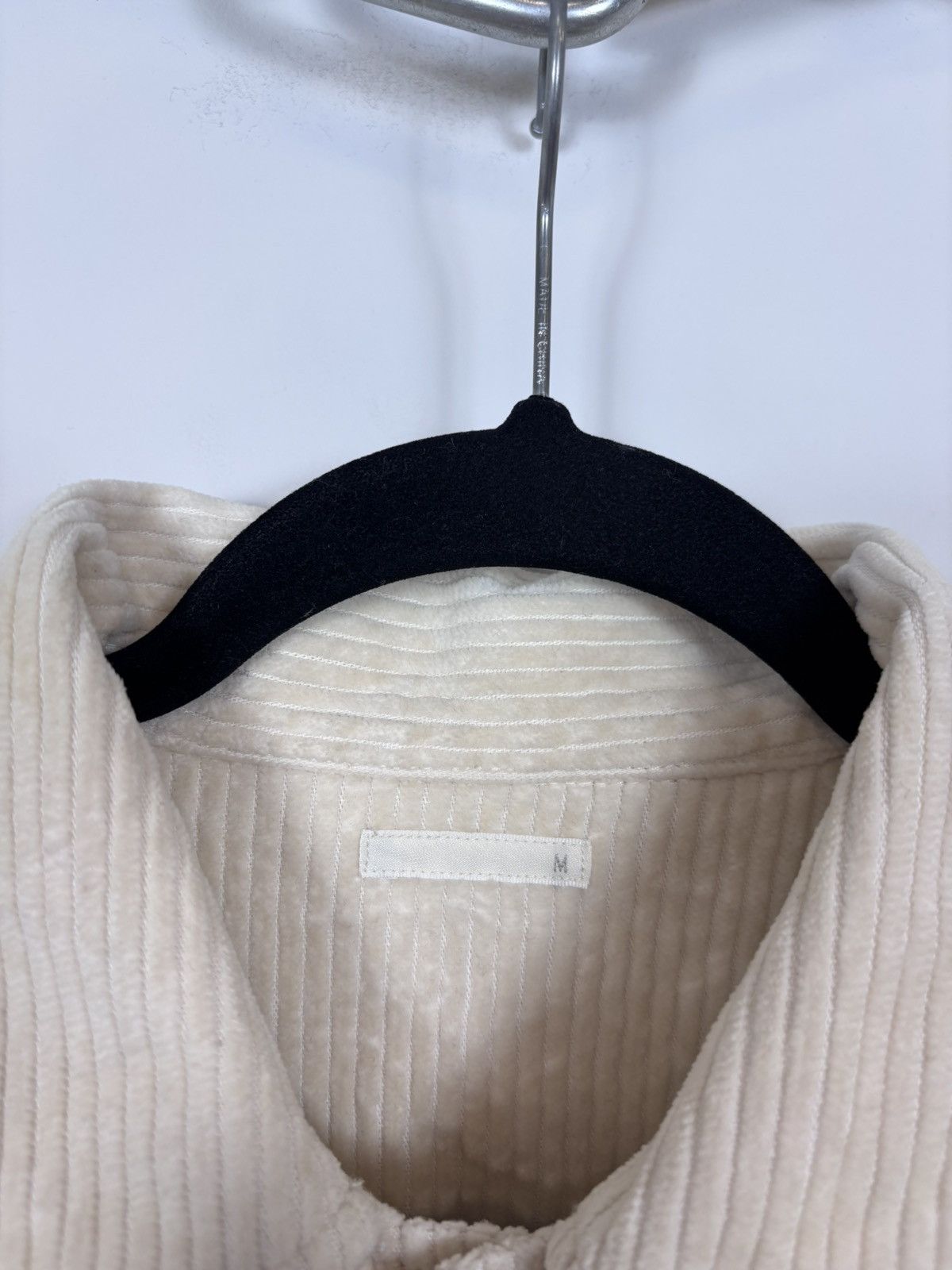 GU GU Japanese Men’s Ivory Double Pocket Corduroy Velvet Shirt Size US M / EU 48-50 / 2 - 16 Thumbnail