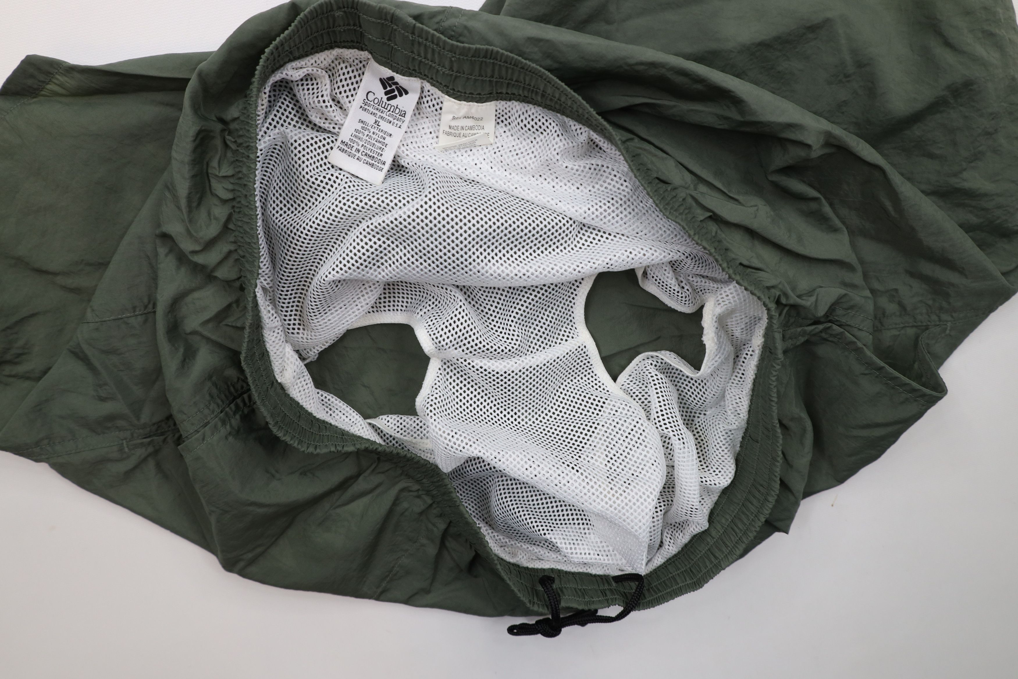 Columbia × Vintage Vintage 90s Columbia Lined Above Knee Shorts Baggies Green Size US 36 / EU 52 - 9 Thumbnail
