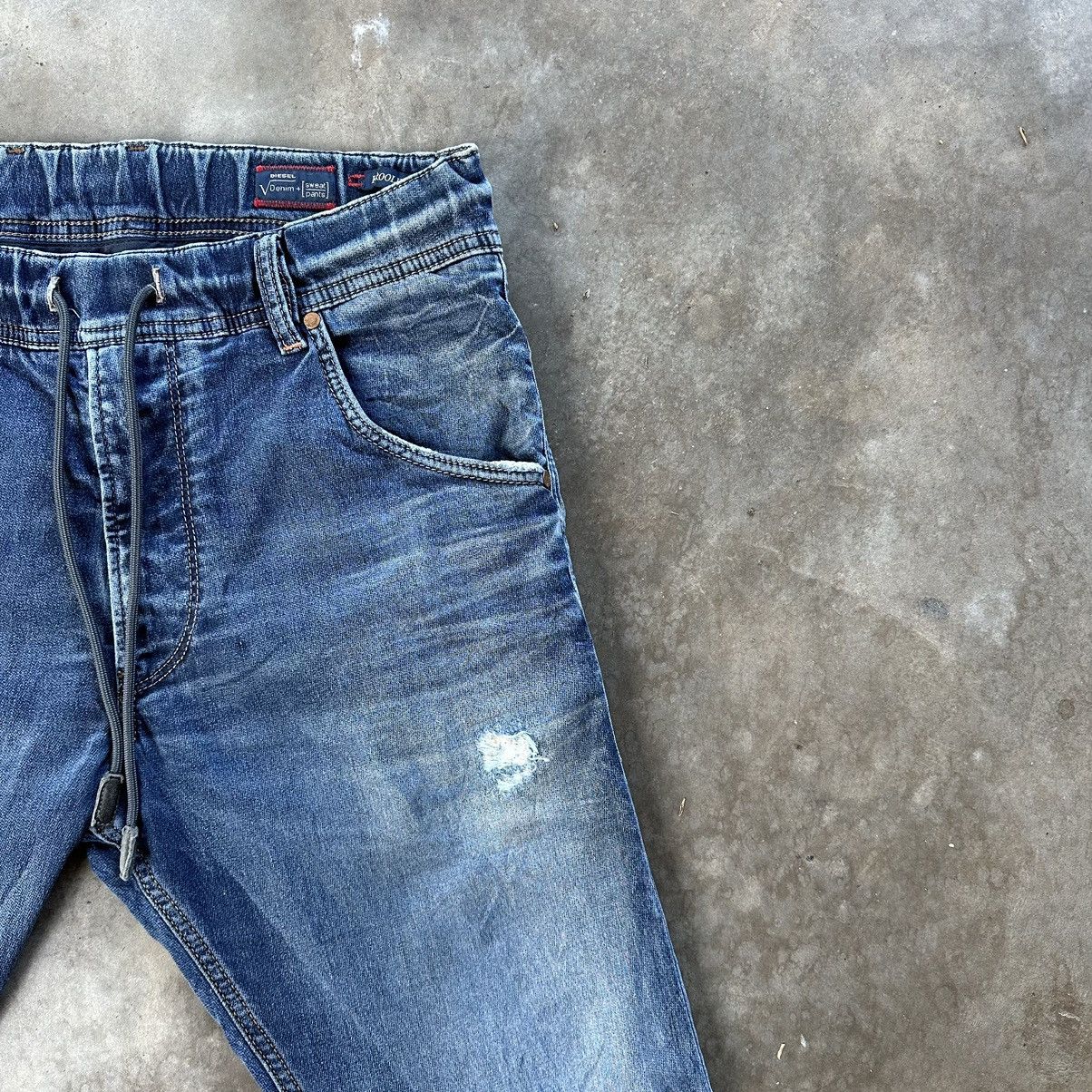 Japanese Brand Vintage Diesel Krooley Sweatpant Denim Distressed Faded Pant Size US 32 / EU 48 - 4 Thumbnail