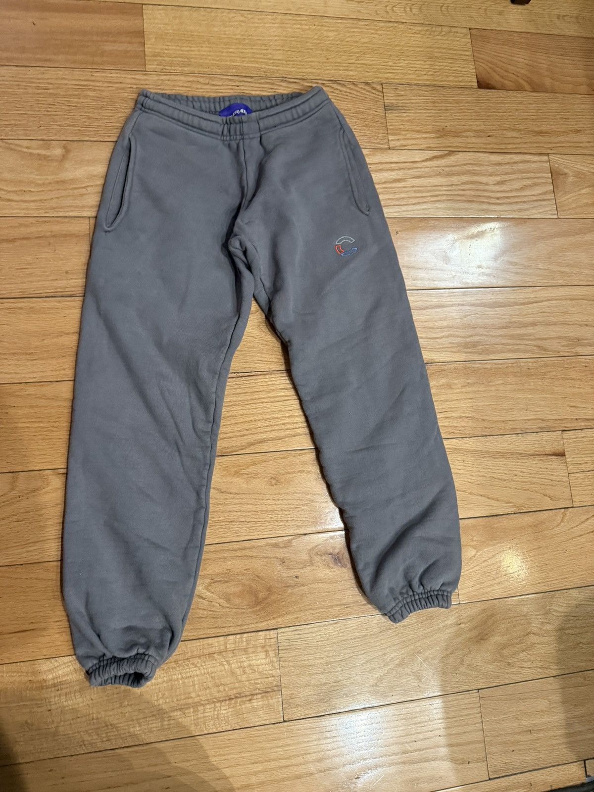 Other The crate sweatpants Size US L / EU 52-54 / 3 - 1 Thumbnail