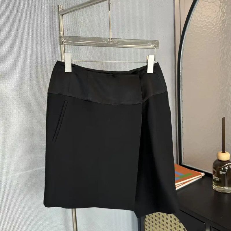 Dior Dior Black Silk Women's Skirt 0089 Size 36" / US 14 / IT 50 - 1 Thumbnail