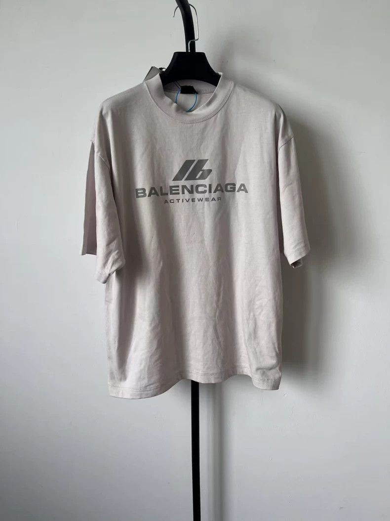 Balenciaga Balenciaga Logo monogram print round neck short sleeve loo Size US XS / EU 42 / 0 - 1 Thumbnail