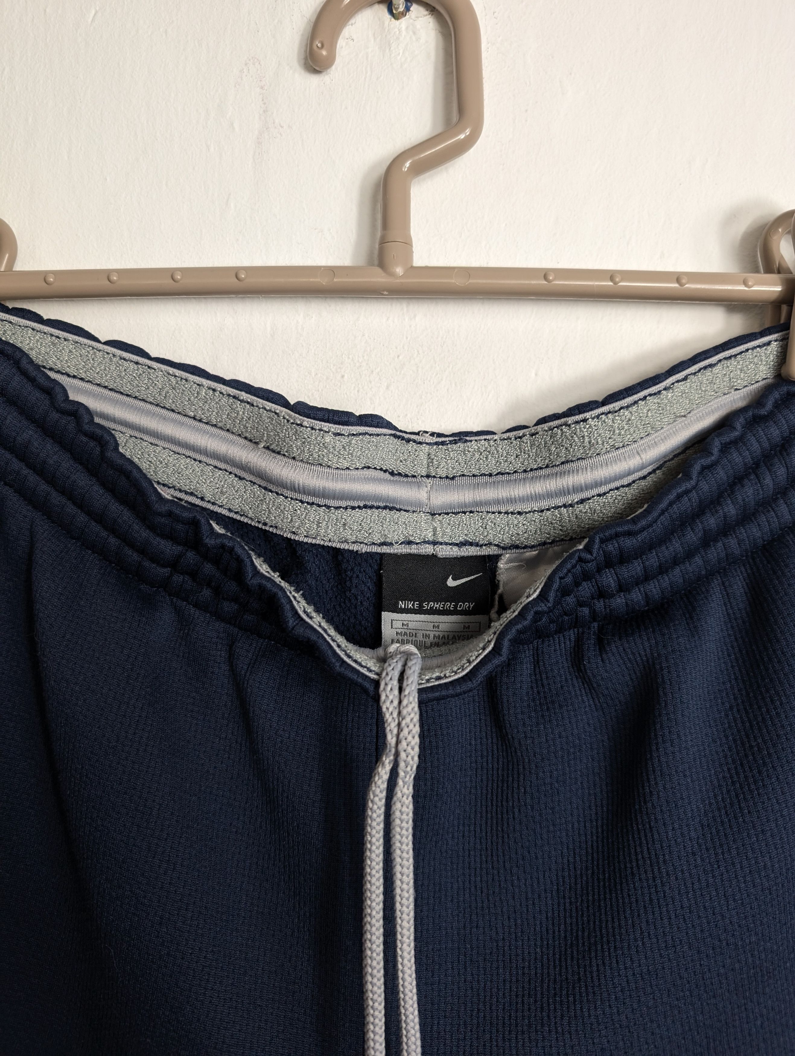 Nike × Vintage 00s Nike Sphere Dry Shorts Y2K Sportswear Size US 34 / EU 50 - 4 Thumbnail