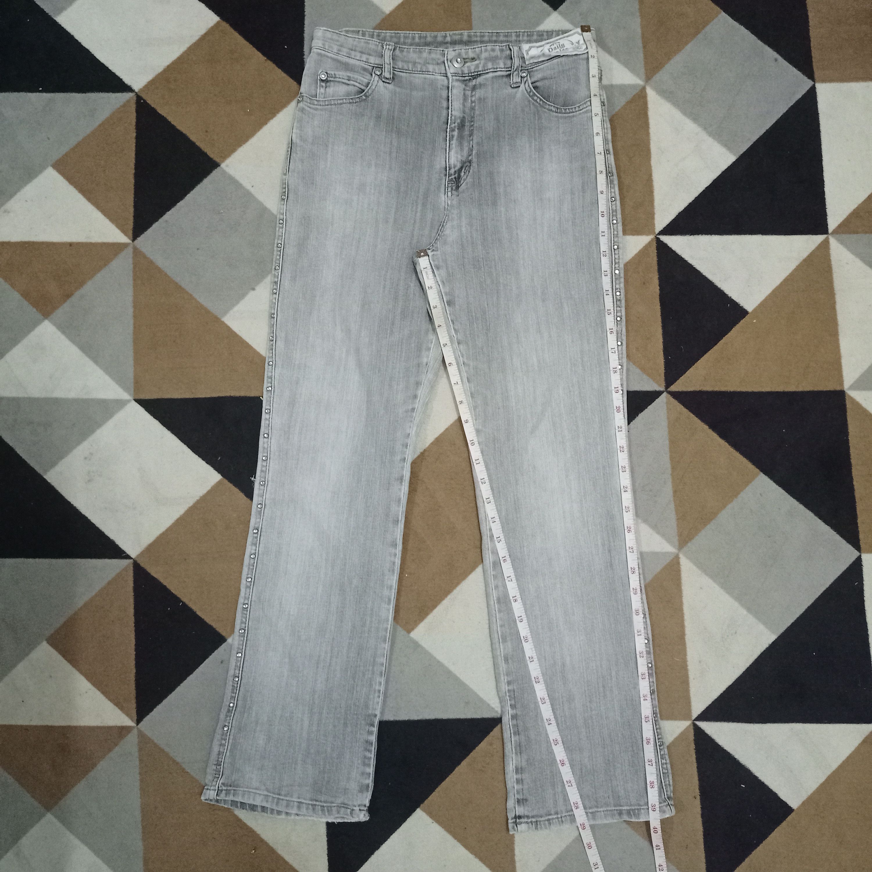 Japanese Brand Vintage Japanese Brand Grey Distressed Stud Loose Jeans Size US 29 - 9 Thumbnail