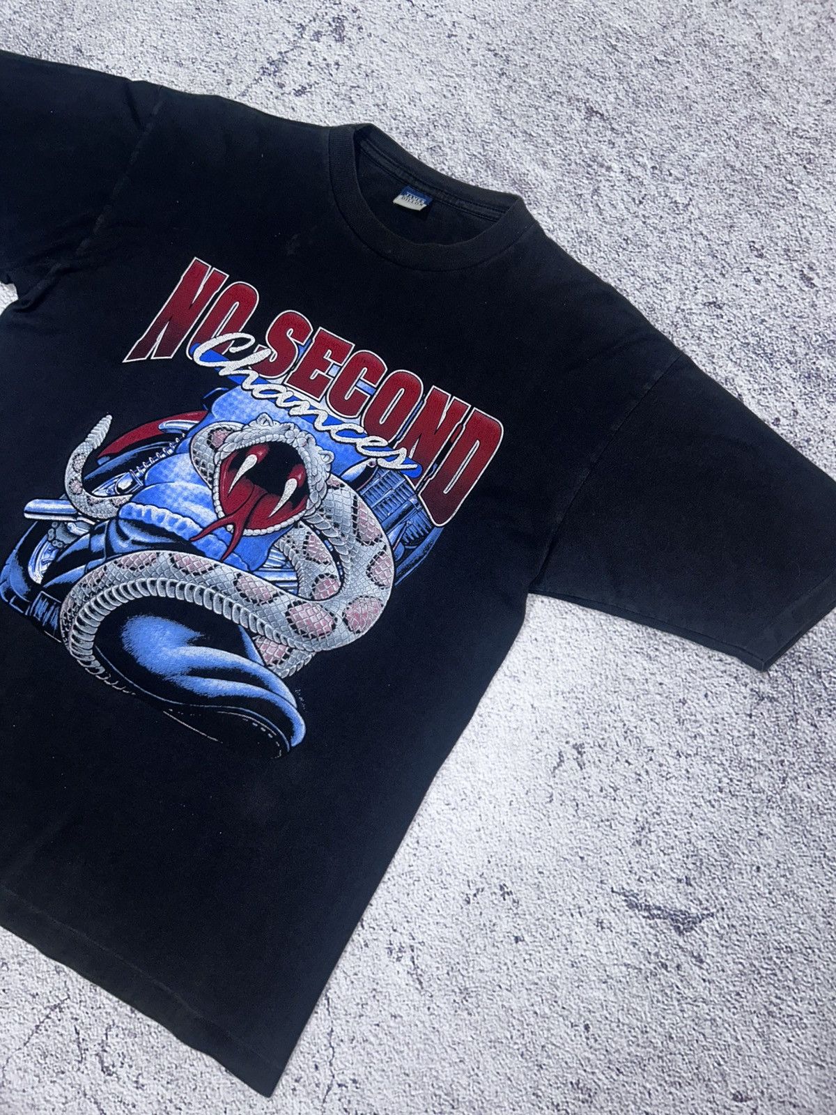 Vintage Vintage No Second Chances Band Tee Black Graphic (1980–90s) Size US M / EU 48-50 / 2 - 2 Thumbnail