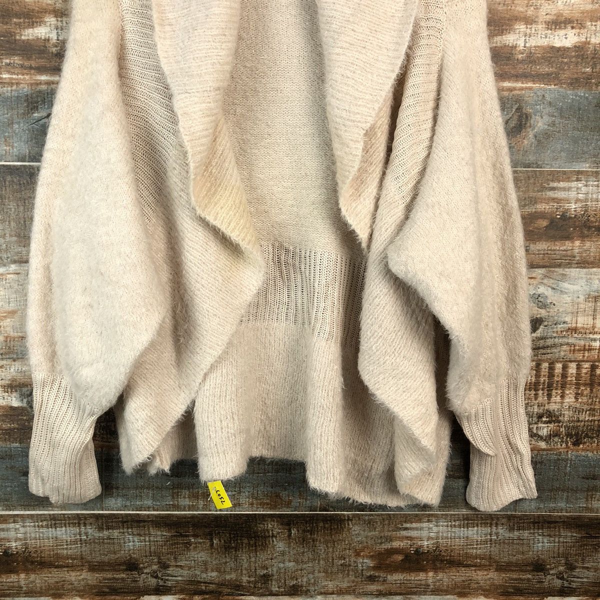Japanese Brand DLL Ryuyu Cream Cardigan Knitwear #C052 Size M / US 6-8 / IT 42-44 - 6 Thumbnail