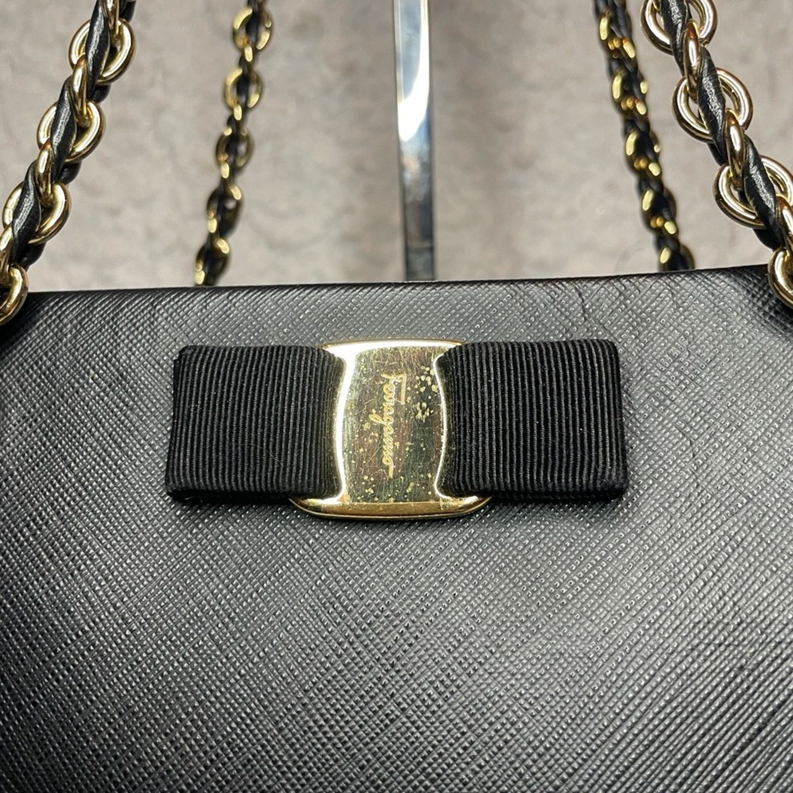 Salvatore Ferragamo Ferragamo Melike Vara Bow Leather Tote Black Size ONE SIZE - 3 Thumbnail
