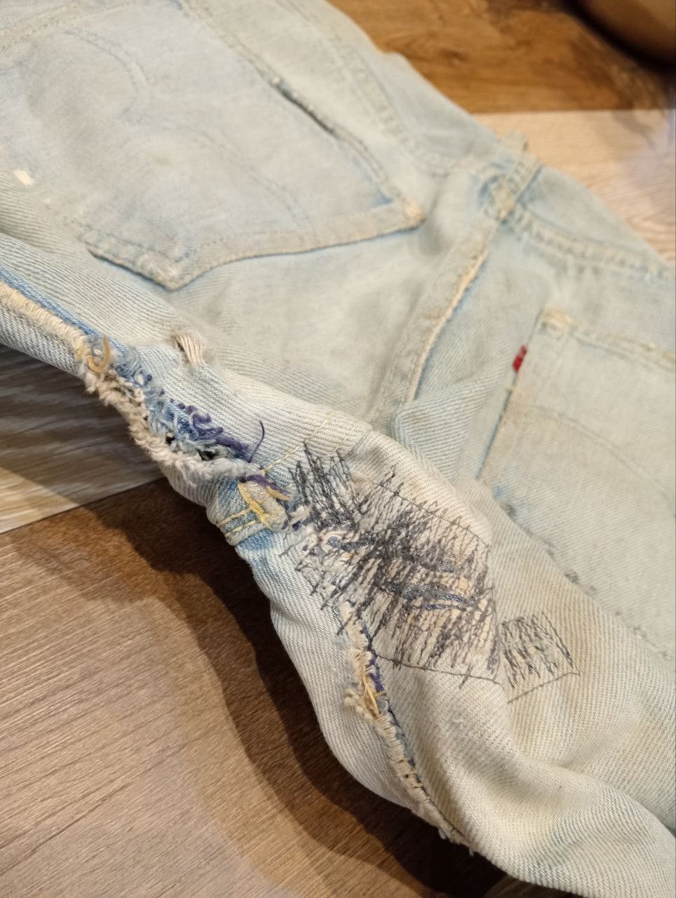 Levi's RARE LEVI'S VINTAGE 501 CAPITAL E HIDDEN RIVET DENIM Size US 31 - 16 Thumbnail