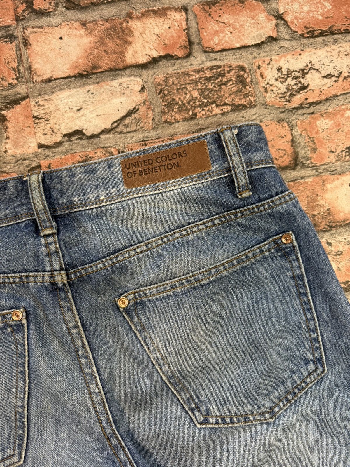 Benetton × Vintage 90’s BENETTON RARE ITALIAN CASUAL Y2K LOGO RETRO DENIM PANTS Size US 30 / EU 46 - 4 Thumbnail