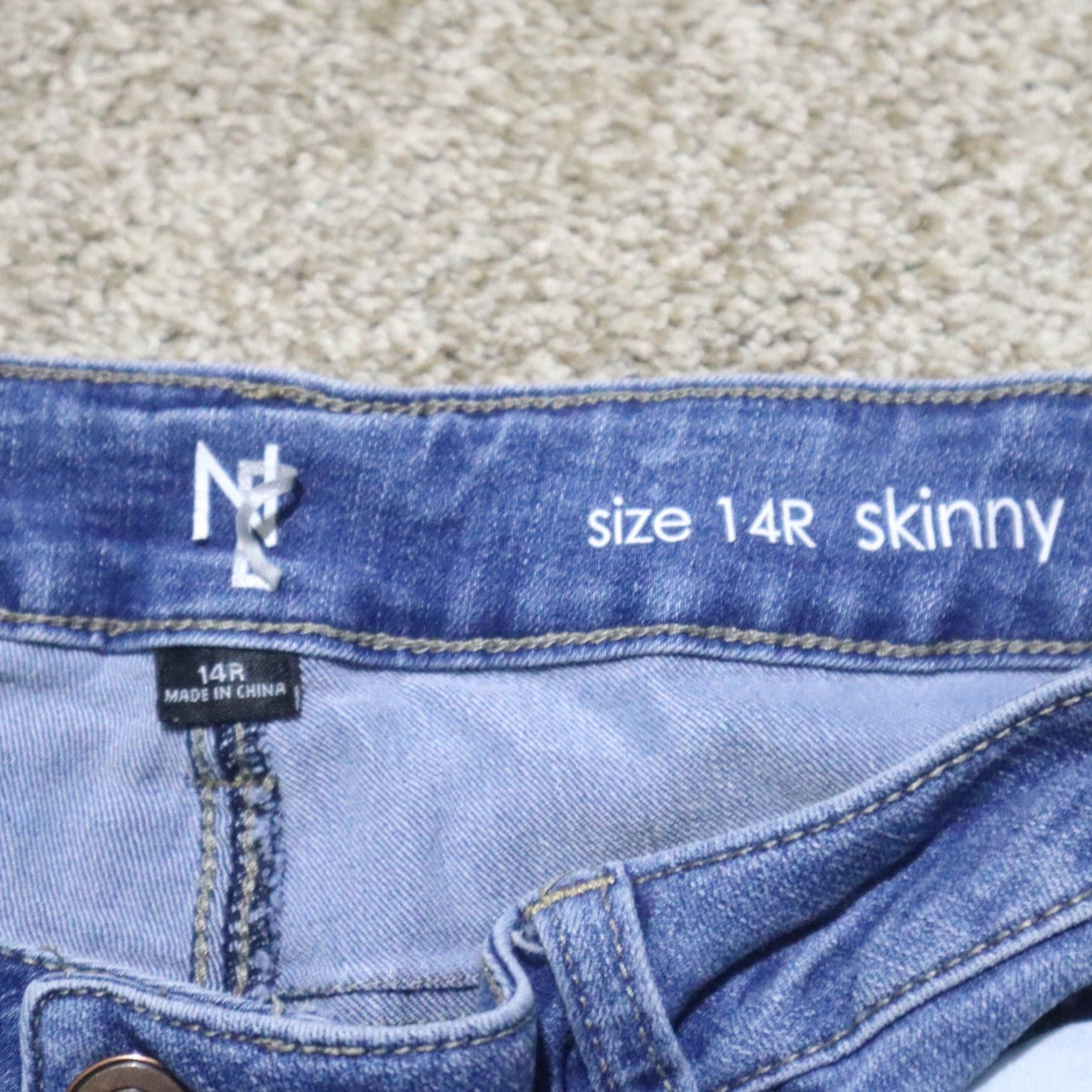 Denime New Directions Jeans Denim Skinny Blue Adult Women Size 14R Regular - Color Blue, Belt Loops, Zip, Cotton Blend, Medium Wash (Pants) Womens Size 36" / US 14 / IT 50 - 2 Thumbnail