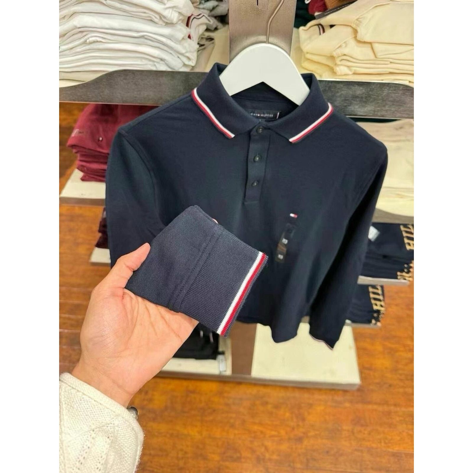 Tommy Hilfiger New Tommy Hilfiger Men Regular Fit Wicking Long Sleeve Polo Size US M / EU 48-50 / 2 - 2 Thumbnail