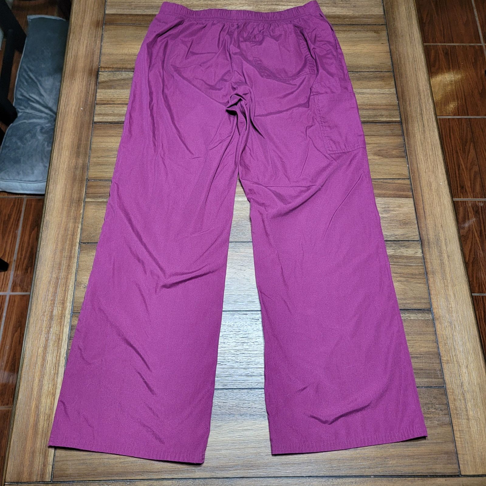 Other SB Scrubs Maroon & White Set - Top L / Pants M Size M / US 6-8 / IT 42-44 - 10 Thumbnail