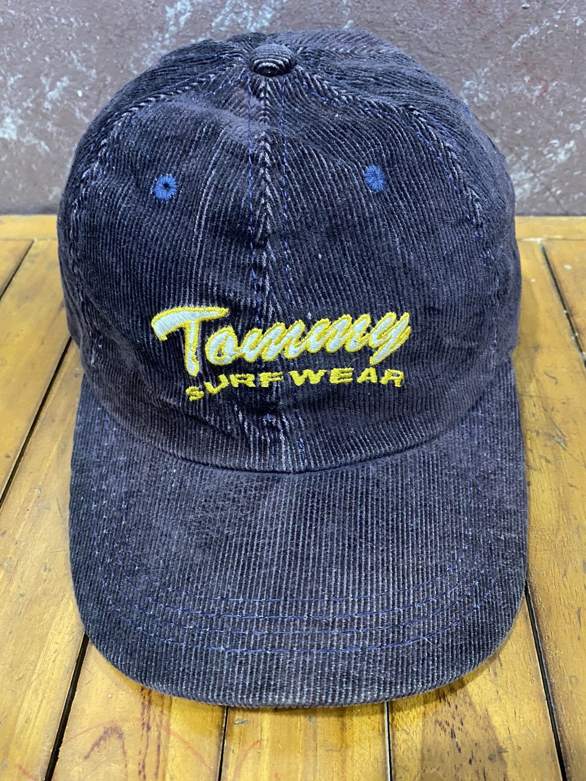 Tommy Hilfiger × Vintage Vintage TOMMY HILFIGER Velvet Snap Cap Adustable Size ONE SIZE - 4 Thumbnail