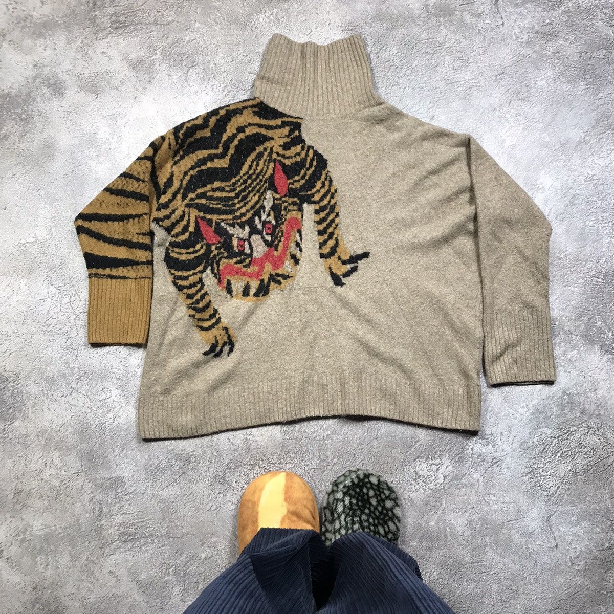 Vintage Vintage 90s Tiger Mohair Knit Sweater Oversized Grunge L Size L / US 10 / IT 46 - 1 Thumbnail