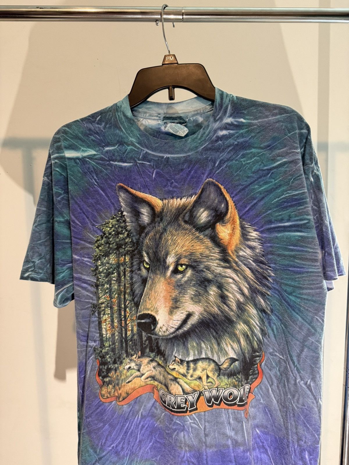 Vintage Vintage Tie-Dye Grey Wolf T-shitt Size US L / EU 52-54 / 3 - 1 Thumbnail