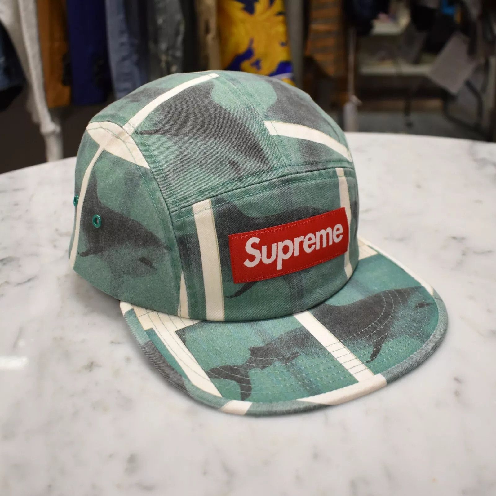 Supreme Damien Hirst Box Logo | Grailed