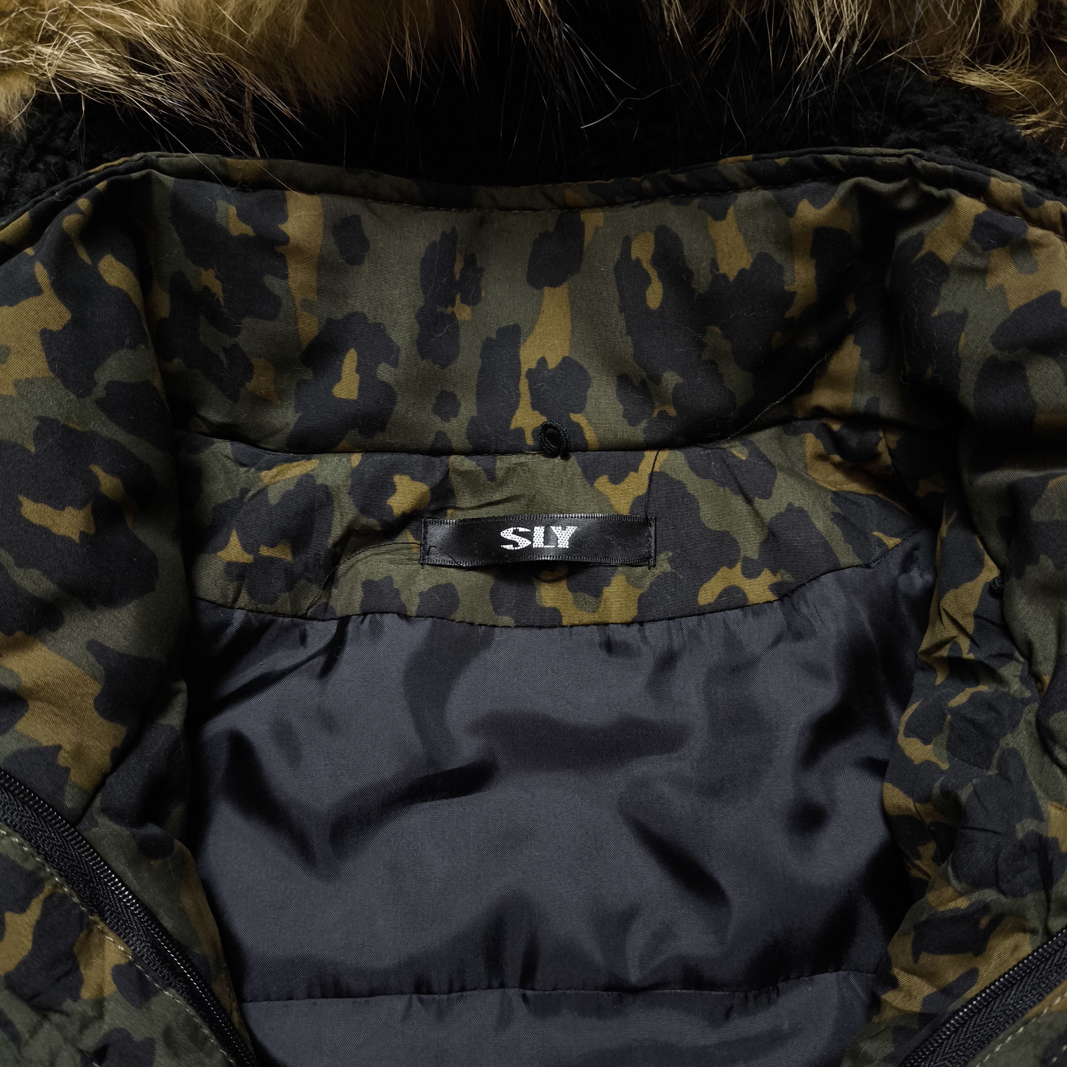 Le Grande Bleu (L.G.B.) SLY Camouflage Fur Racoon Jacket Size US M / EU 48-50 / 2 - 10 Thumbnail