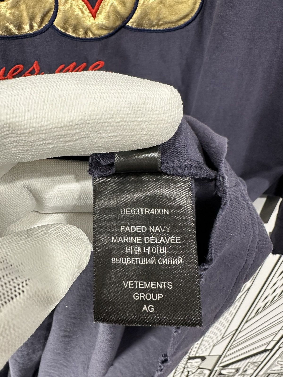 Vetements Vetements Jesus Loves You Tee XS Navy Size US XS / EU 42 / 0 - 11 Thumbnail
