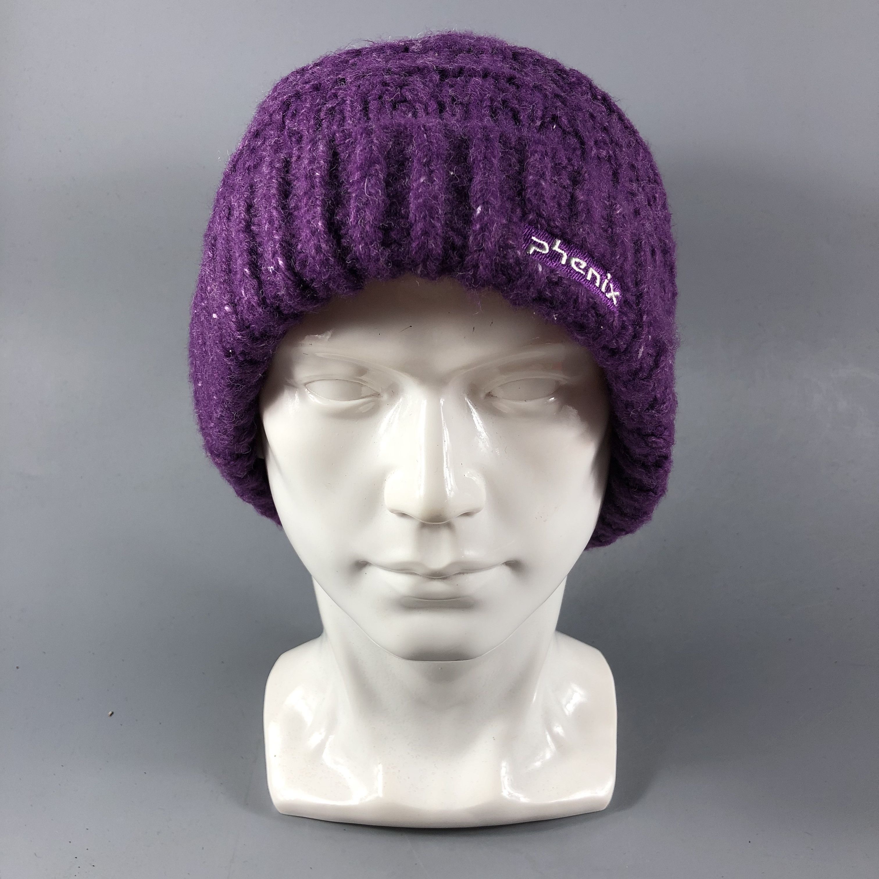 image of Phenix Purple Bobble Beanie Snowcap Snow Hat B593, Men's