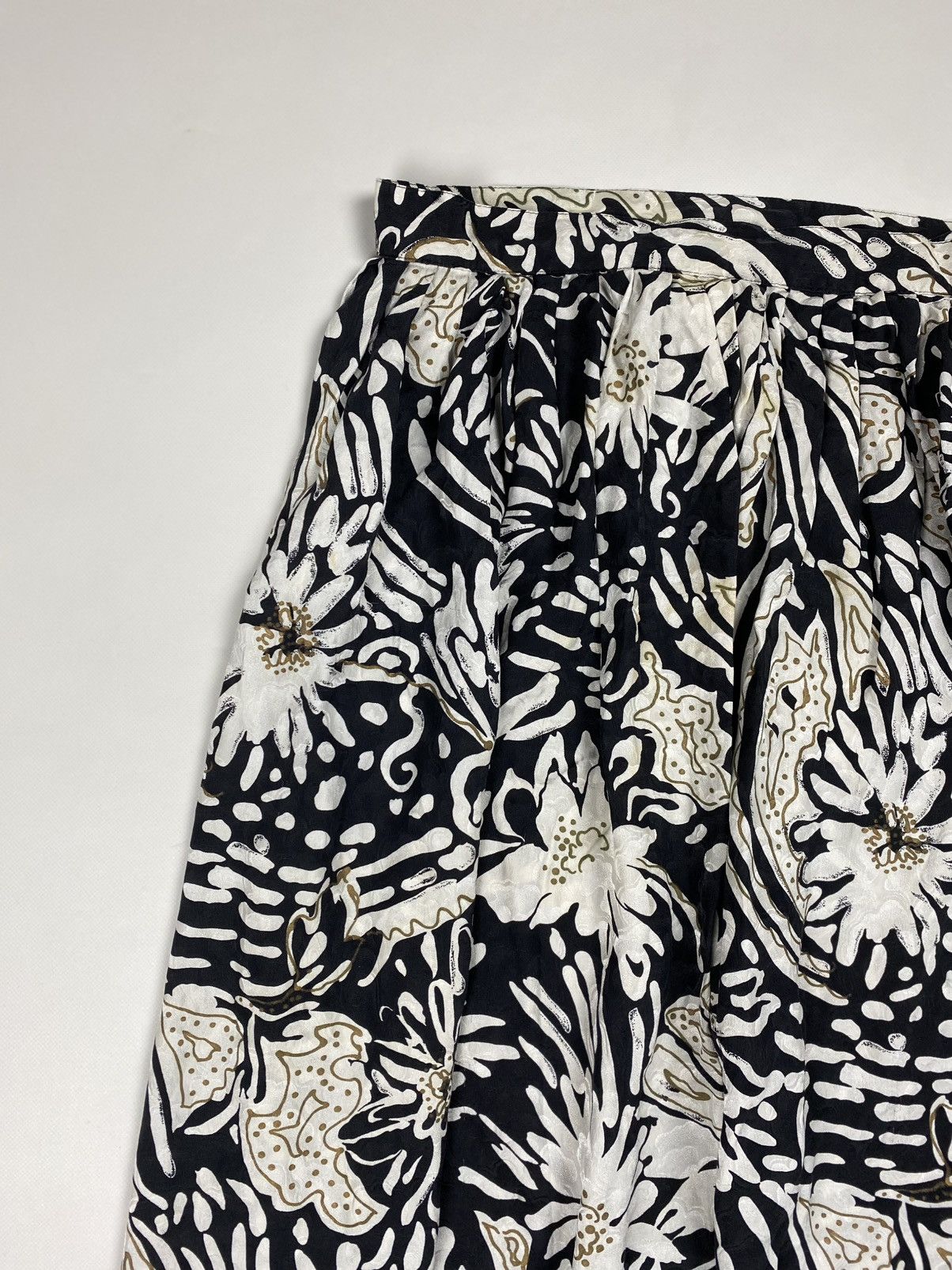 Dior × Vintage Christian Dior Coordonnes Floral Pattern Pleated Silk Skirt Size 30" / US 8 / IT 44 - 6 Thumbnail