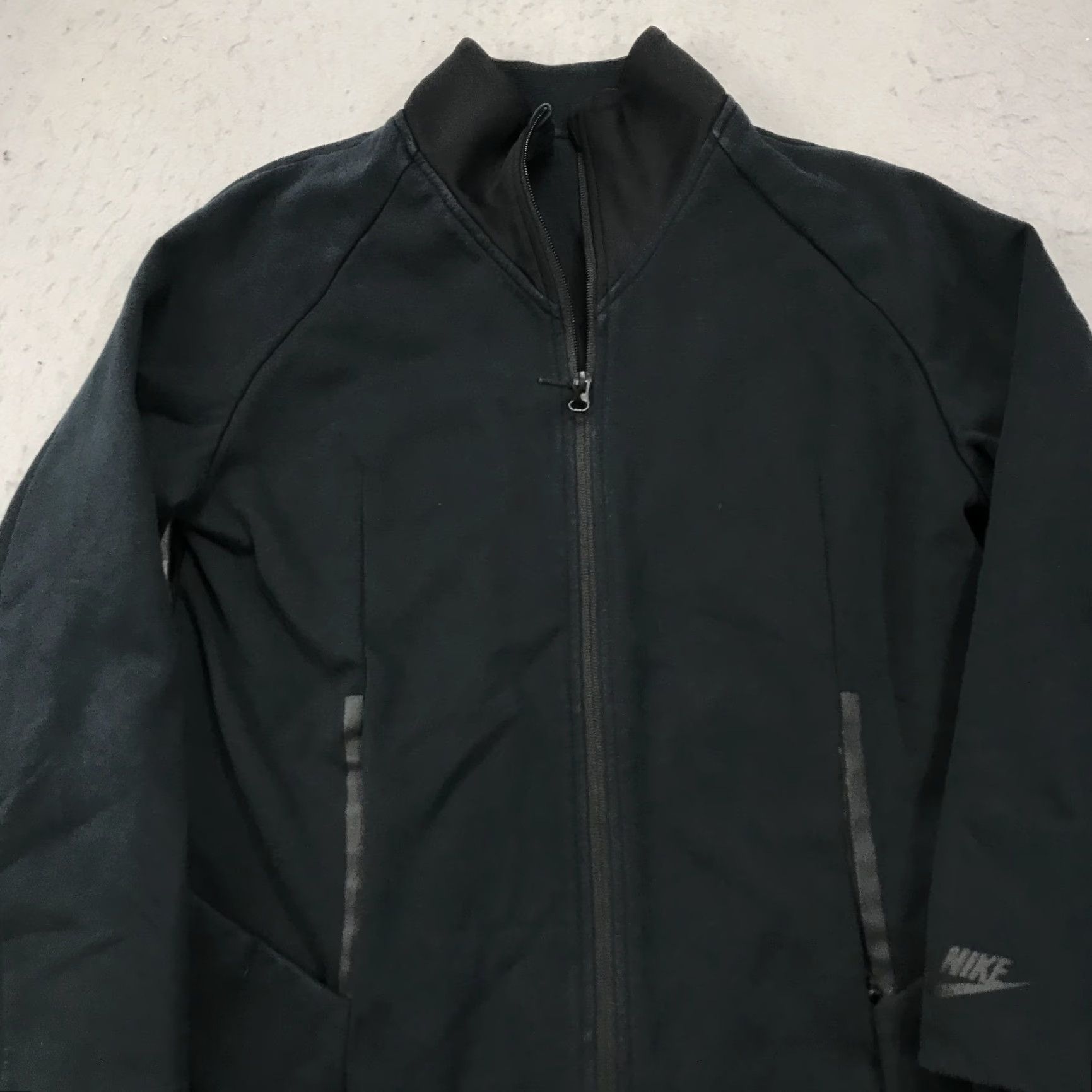 Nike Nike Tech Jacket Womens Small Black Sportswear Water Repellant Long Full Zip NSW Jacket Women S Black Athletic Athleisure Nike Full Zip Regular Womens Size S / US 4 / IT 40 - 2 Thumbnail