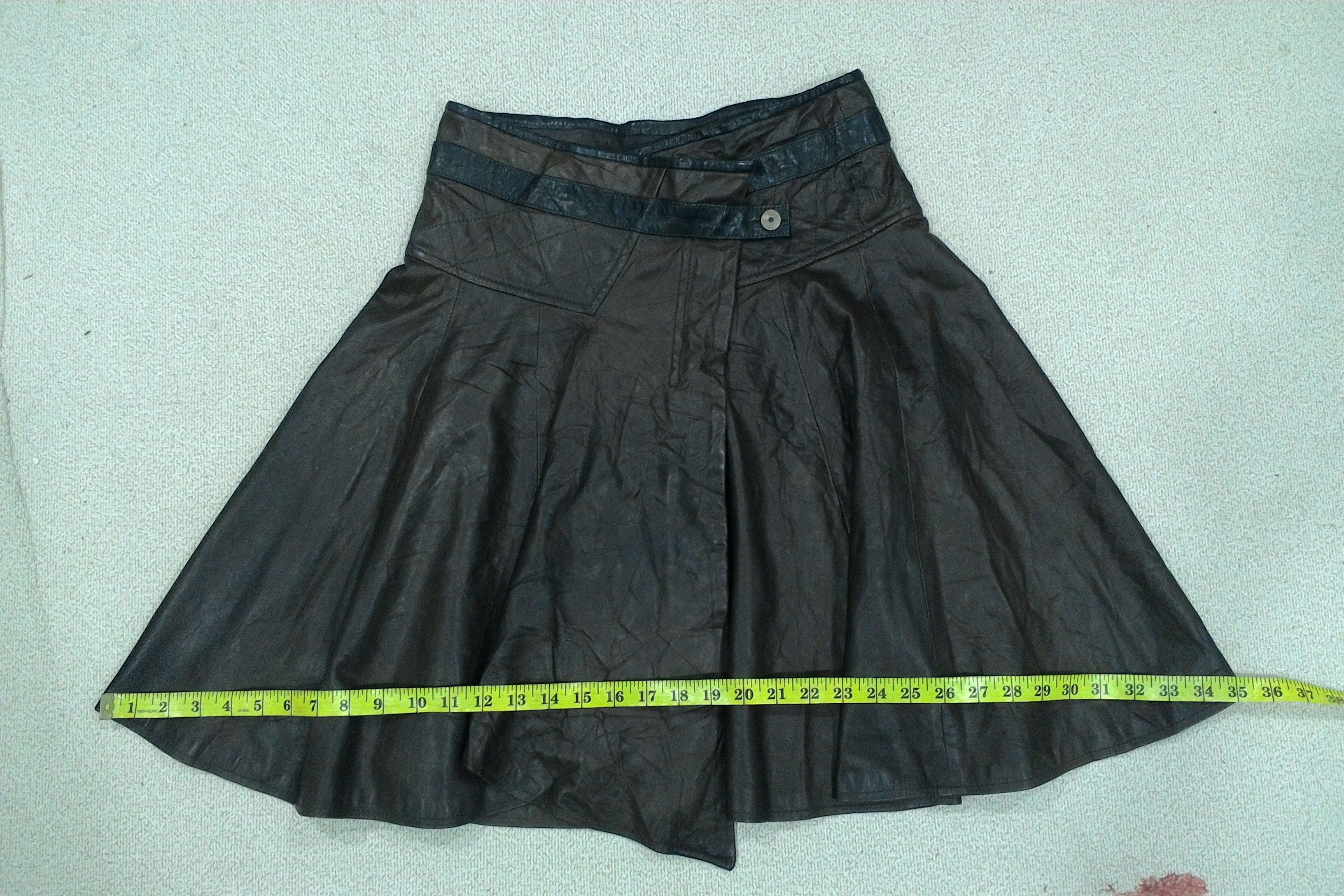 Roberto Cavalli Roberto Cavalli Leather mini skirt Size 27" / US 4 / IT 40 - 5 Thumbnail