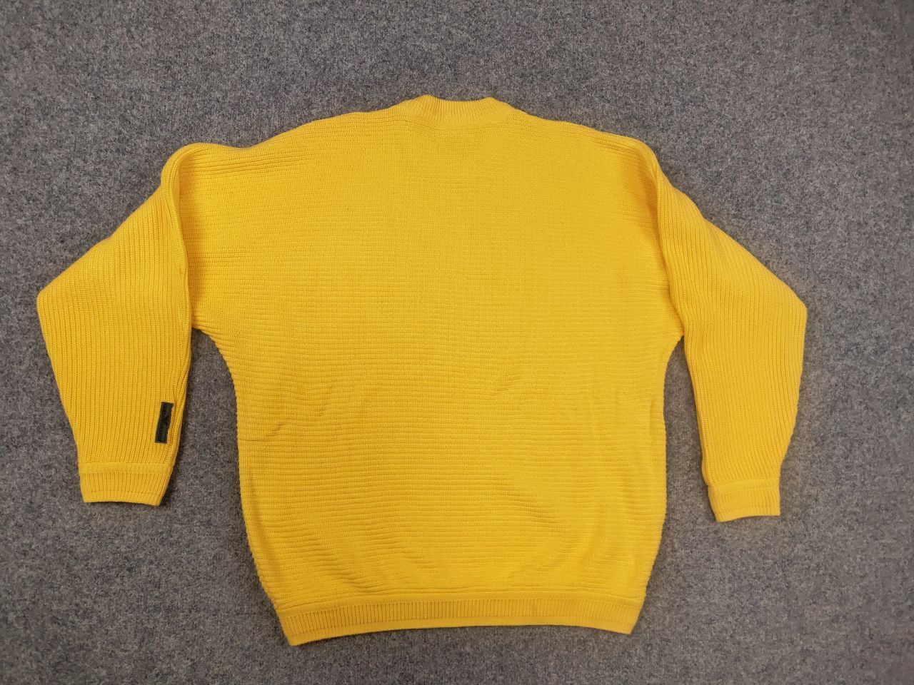 Carlo Colucci Vintage 90's Carlo Colucci Logo Wool Yellow Knit Sweater Size US M / EU 48-50 / 2 - 12 Thumbnail