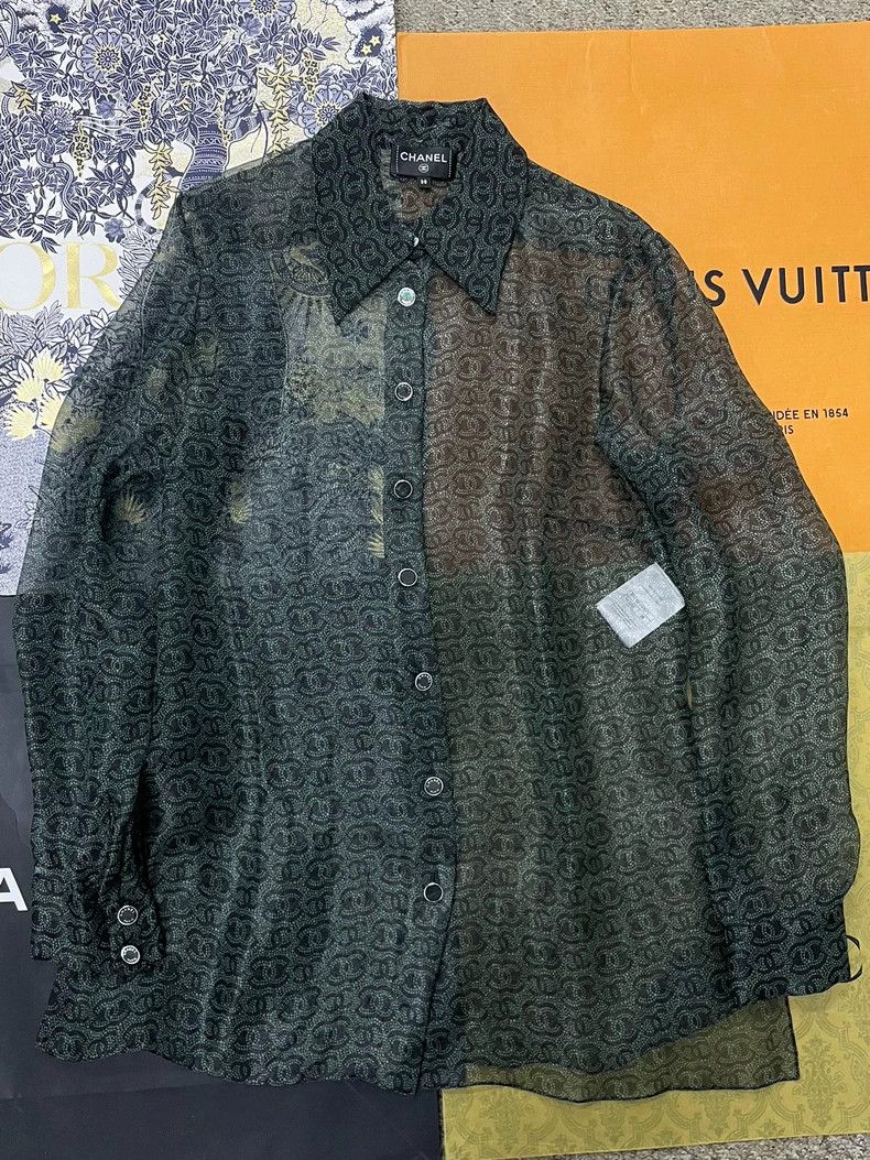 Chanel Chanel Green ink full logo silk shirt Size XS / US 0-2 / IT 36-38 - 1 Thumbnail