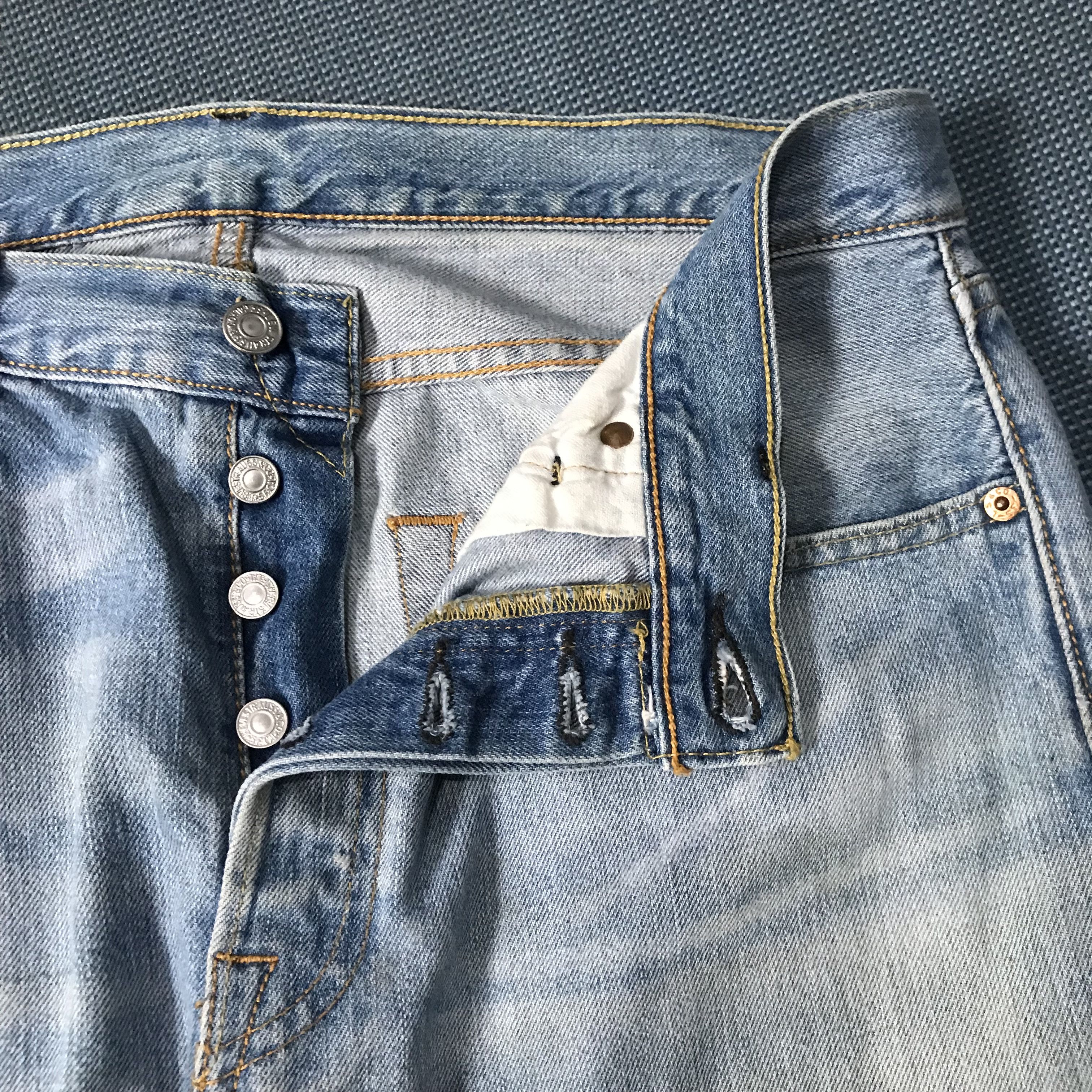 Levi's Vintage Levis 501 jeans acid wash blue jeans size W 33 L 33 Size US 33 - 10 Thumbnail