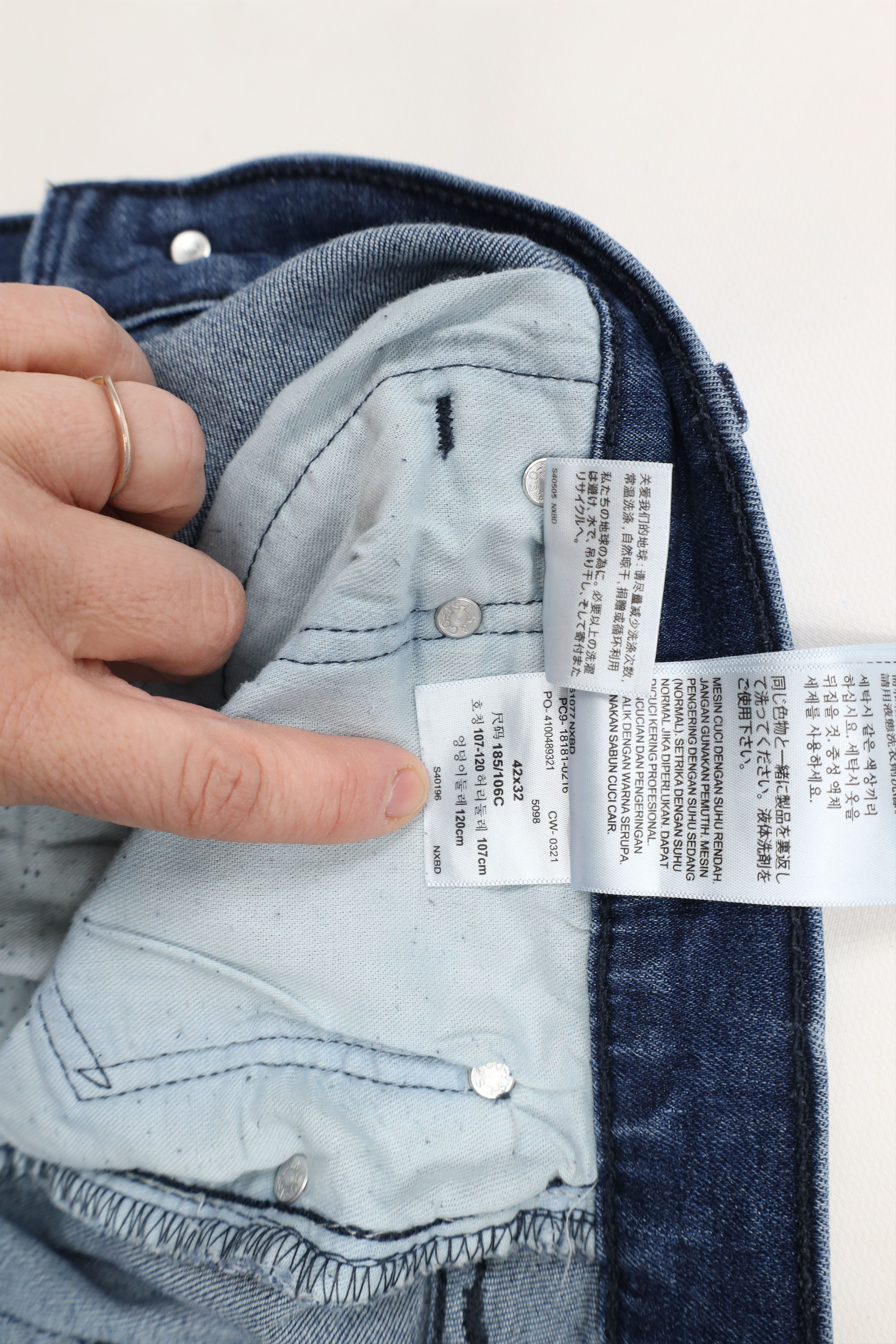 Levi's × Vintage Vintage Y2K Levis 541 Athletic Fit Stretch Denim Jeans Blue Size US 42 / EU 58 - 9 Thumbnail