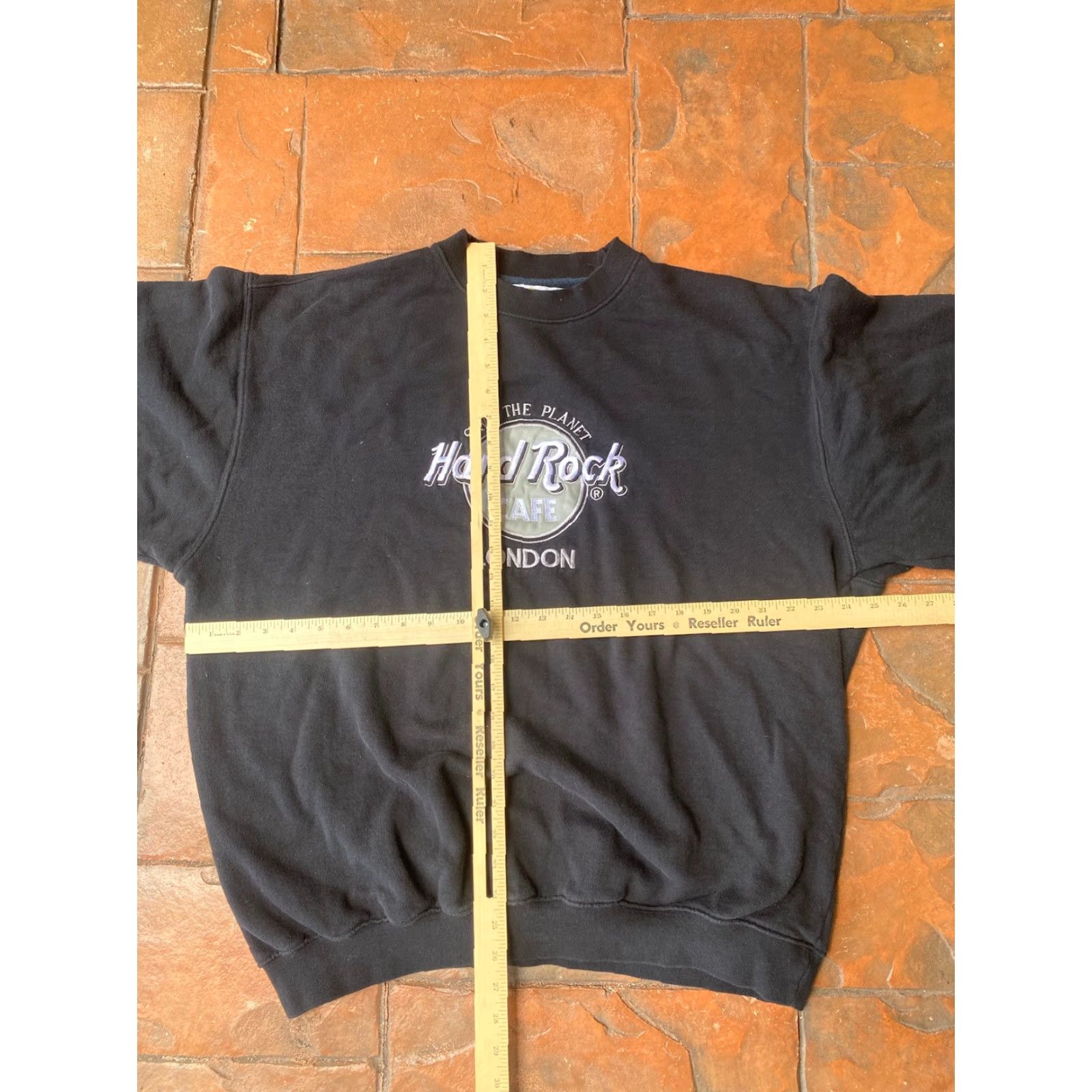 Hard Rock Cafe VINTAGE Hard Rock Cafe Save the Planet London Crewneck Sweatshirt XL Men Black Cotton Polyester Graphic Print 90s 80s Retro Pullover Size US XL / EU 56 / 4 - 5 Thumbnail