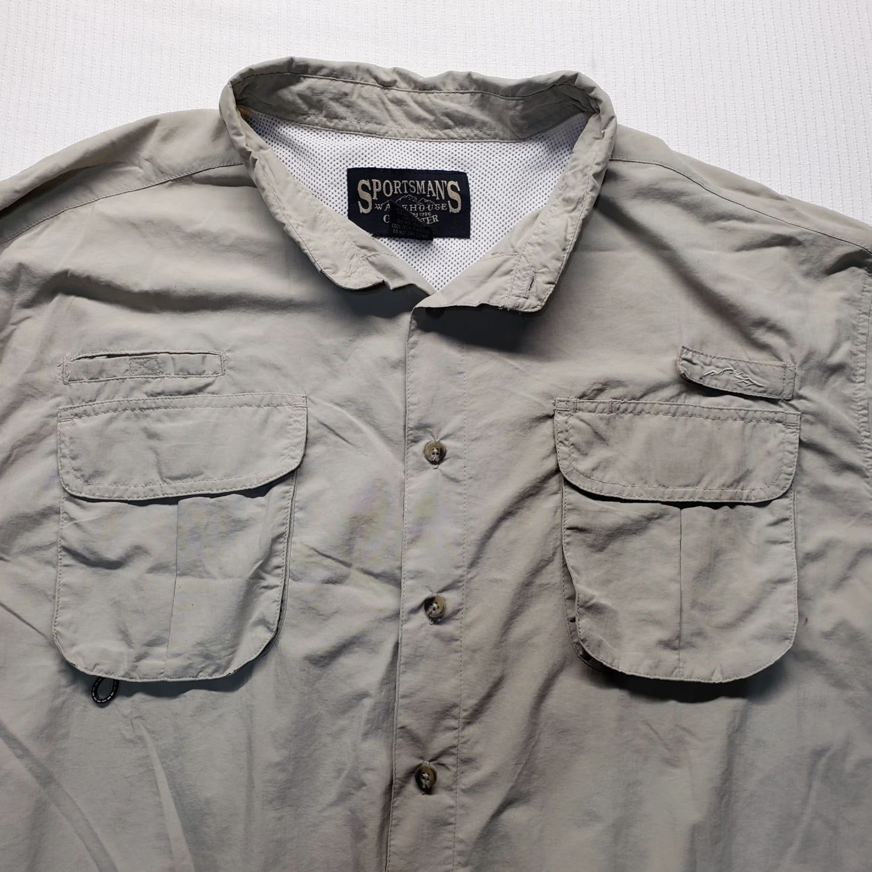 Warehouse Sportsmans Warehouse Shirt Button-Up Long Sleeve Beige 2X Men Mens Big & Tall Nylon Fish Theme Vented Button-Front Size US XXL / EU 58 / 5 - 2 Thumbnail