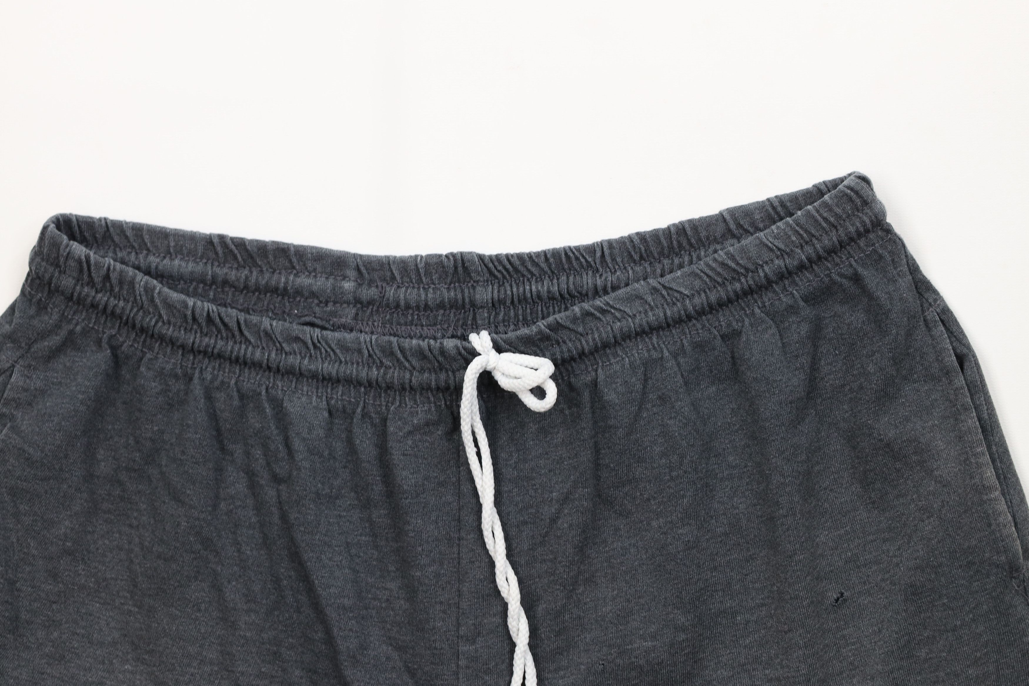 Vintage Vintage Y2K Streetwear Blank Above Knee Shorts Gray Size US 34 / EU 50 - 2 Thumbnail